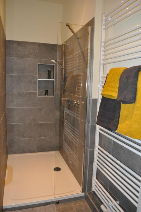 Elisabett Erfurt - Apartment Elisa - 4 Schlafzimmer Und 2 Baeder, Bis 6 Personen Buitenkant foto